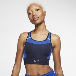 Nike Swoosh Medium Support Pocket Sports Bra - Size M